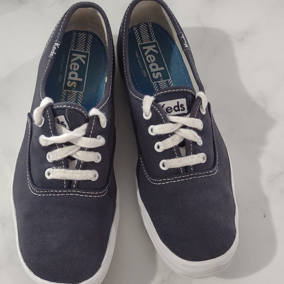 Keds shoes for women size 7 - Picture 1 of 5